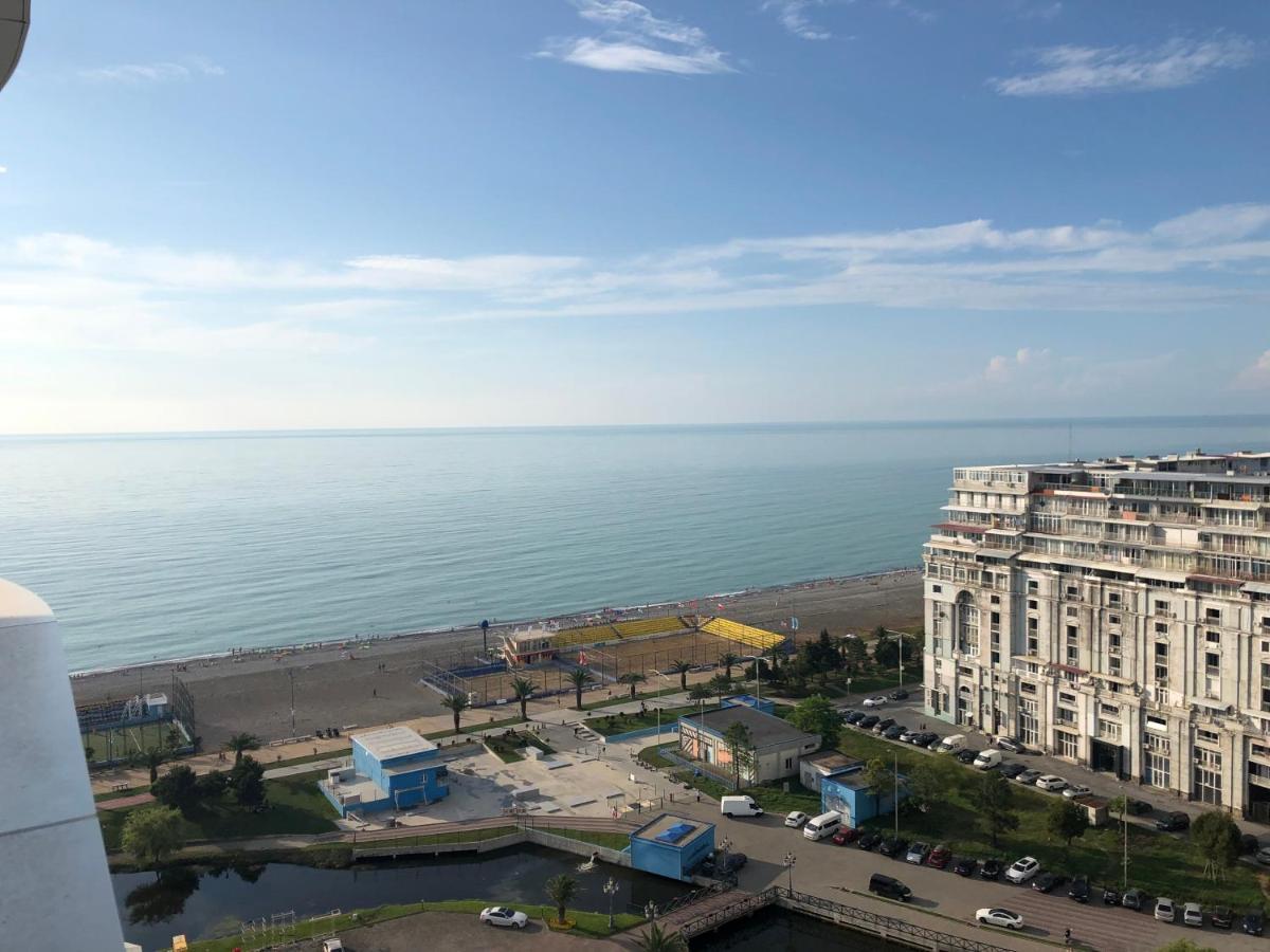 Black Sea VI Dari Apartments Batumi Bagian luar foto