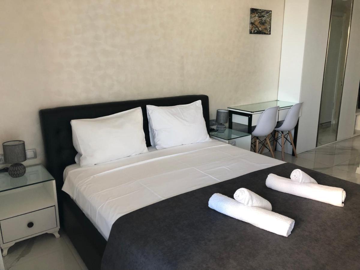 Black Sea VI Dari Apartments Batumi Bagian luar foto