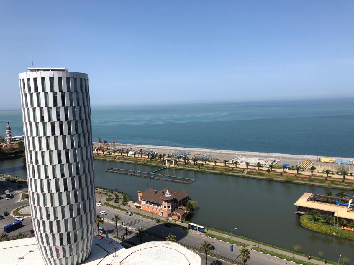 Black Sea VI Dari Apartments Batumi Bagian luar foto