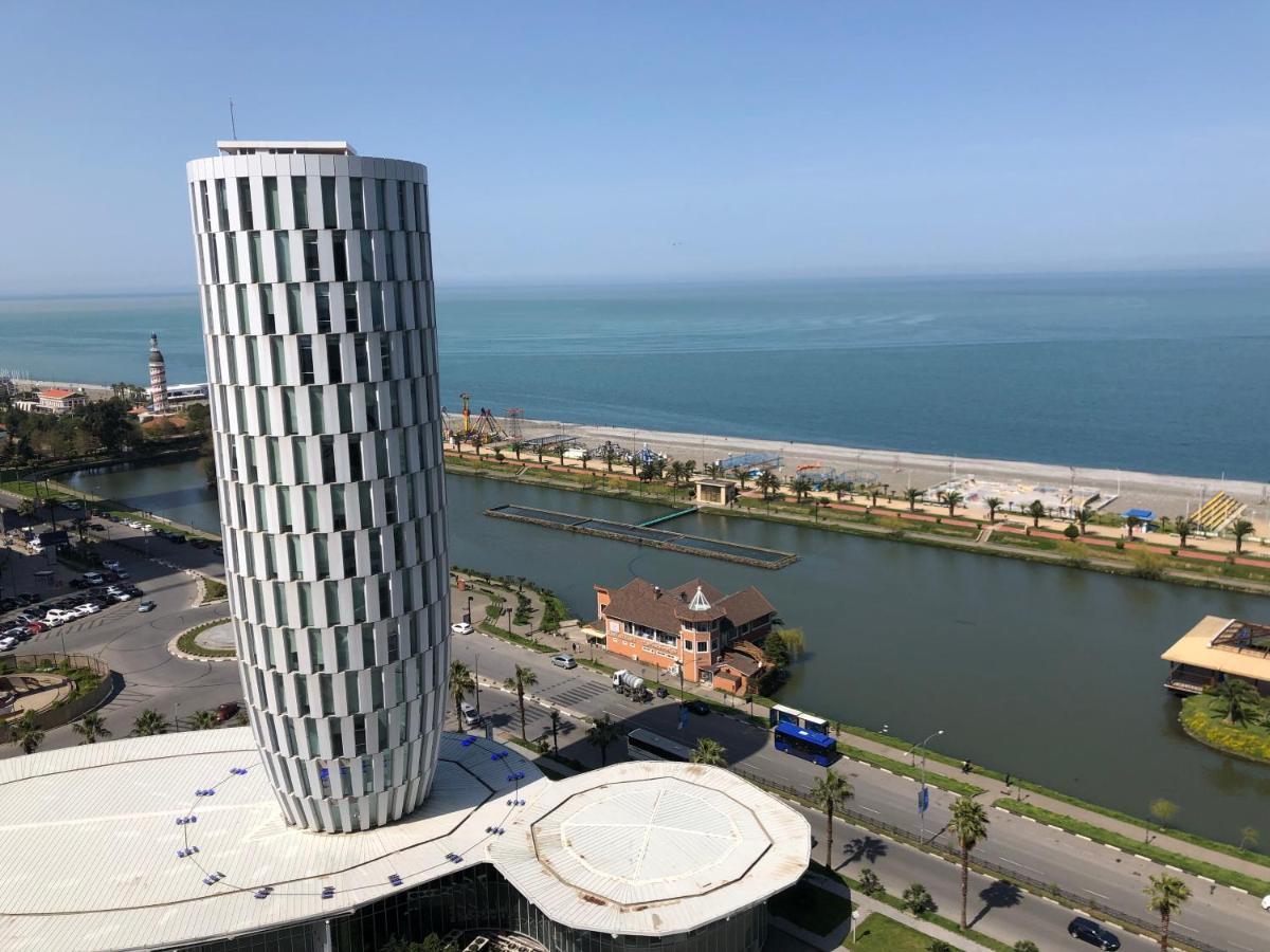 Black Sea VI Dari Apartments Batumi Bagian luar foto