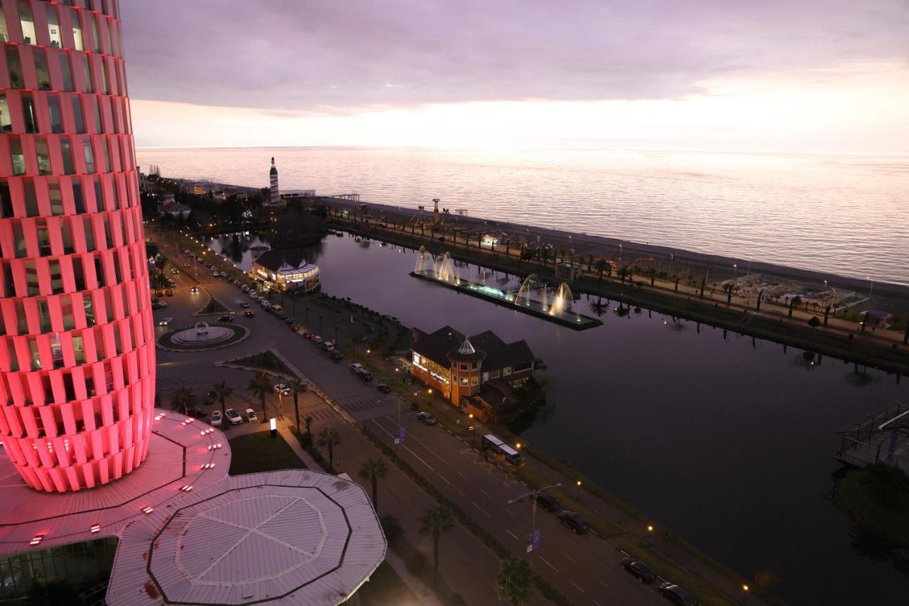 Black Sea VI Dari Apartments Batumi Bagian luar foto